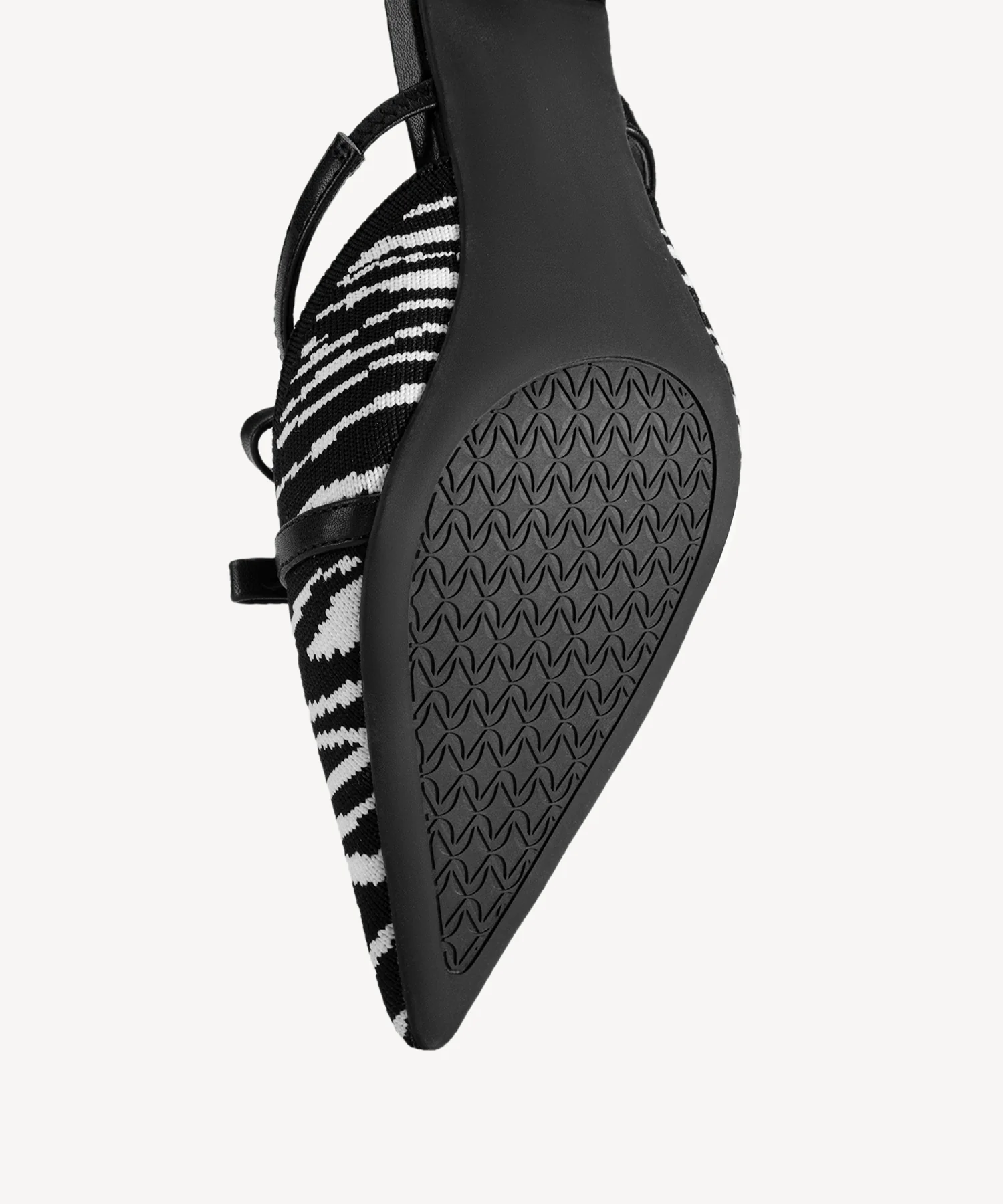 Bowtention Pointed Toe Heeled Mule - Image 12