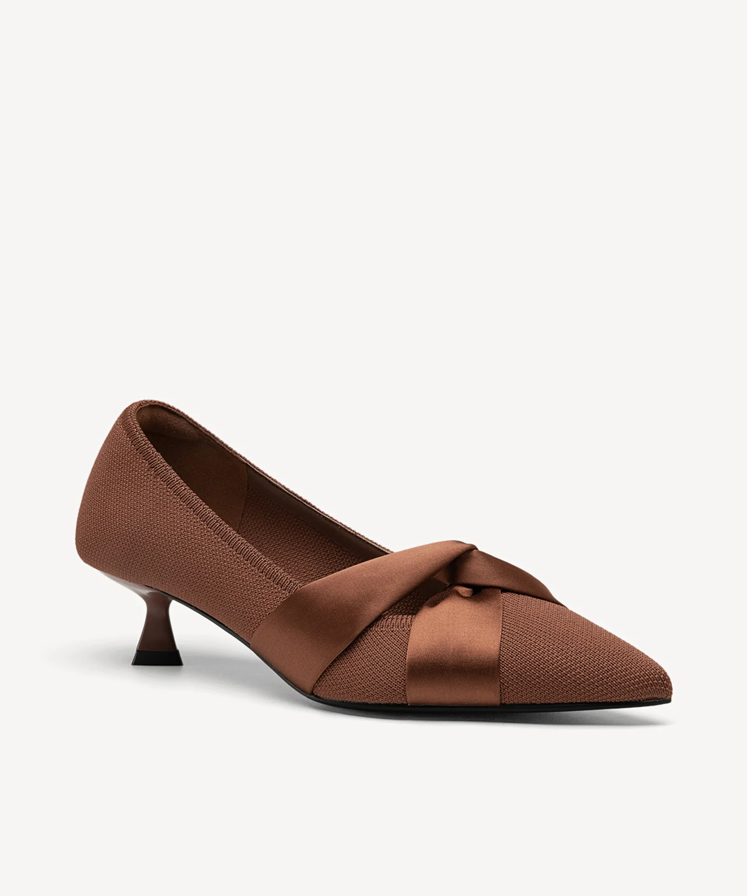 Kletta Pointed Toe Heeled Pump - Image 13