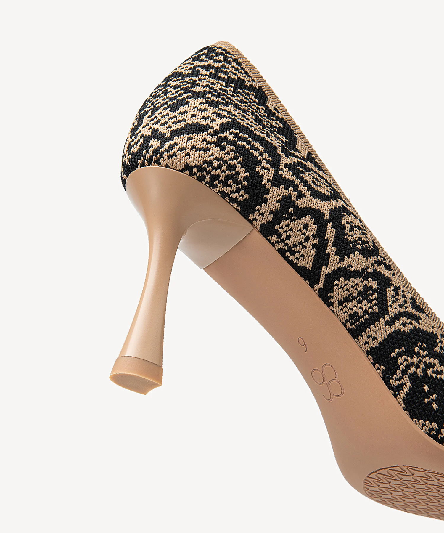 EternalPace Minimalist Stiletto Heeled Pump - Image 40