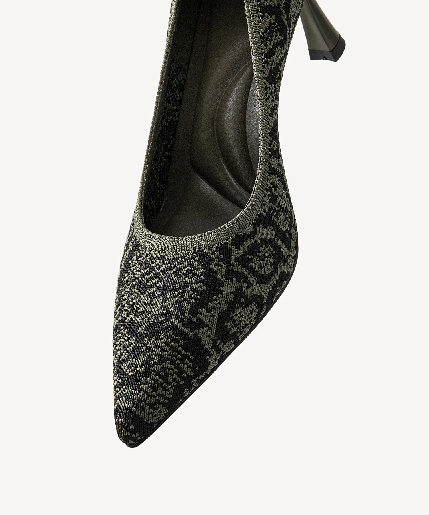 EternalPace Minimalist Stiletto Heeled Pump - Image 33