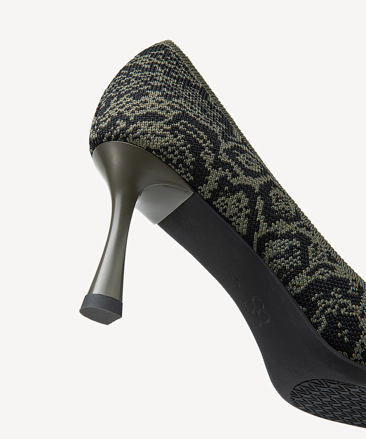 EternalPace Minimalist Stiletto Heeled Pump - Image 48