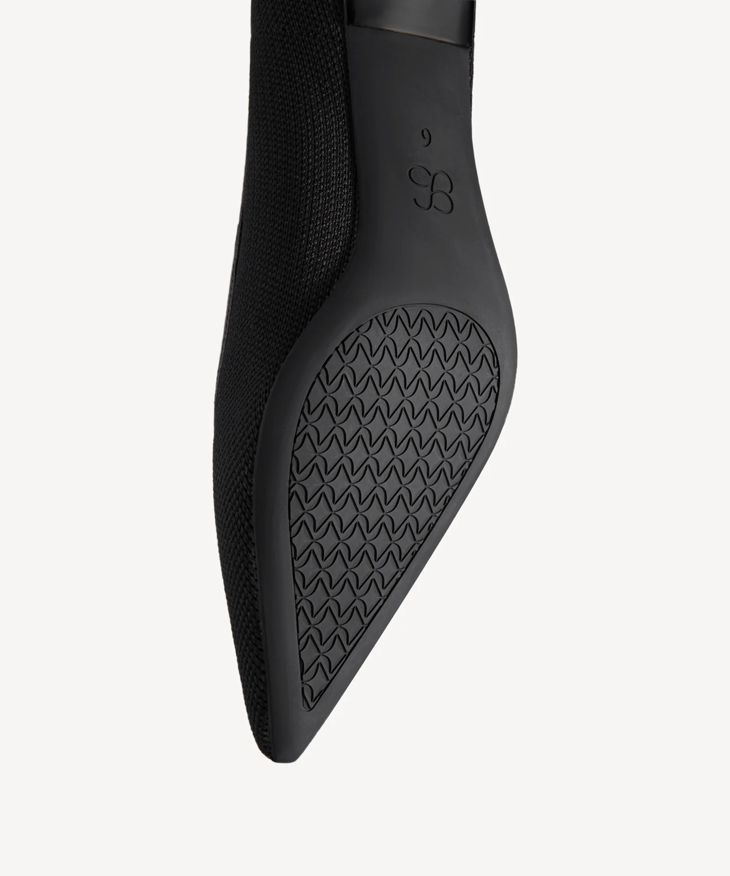 EternalPace Minimalist Stiletto Heeled Pump - Image 21