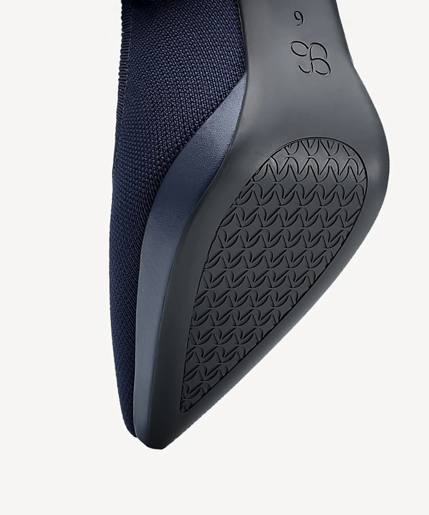 StyleFlex Pointed Toe Heeled Platform Pump - Image 28