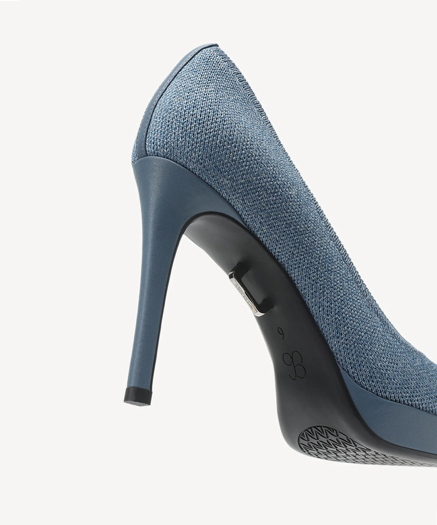 StyleFlex Pointed Toe Heeled Platform Pump - Image 55